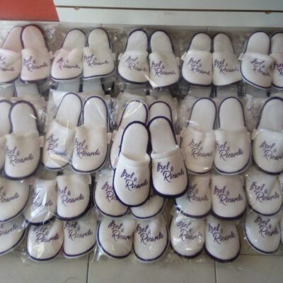 Pantuflas de moño y cerradas